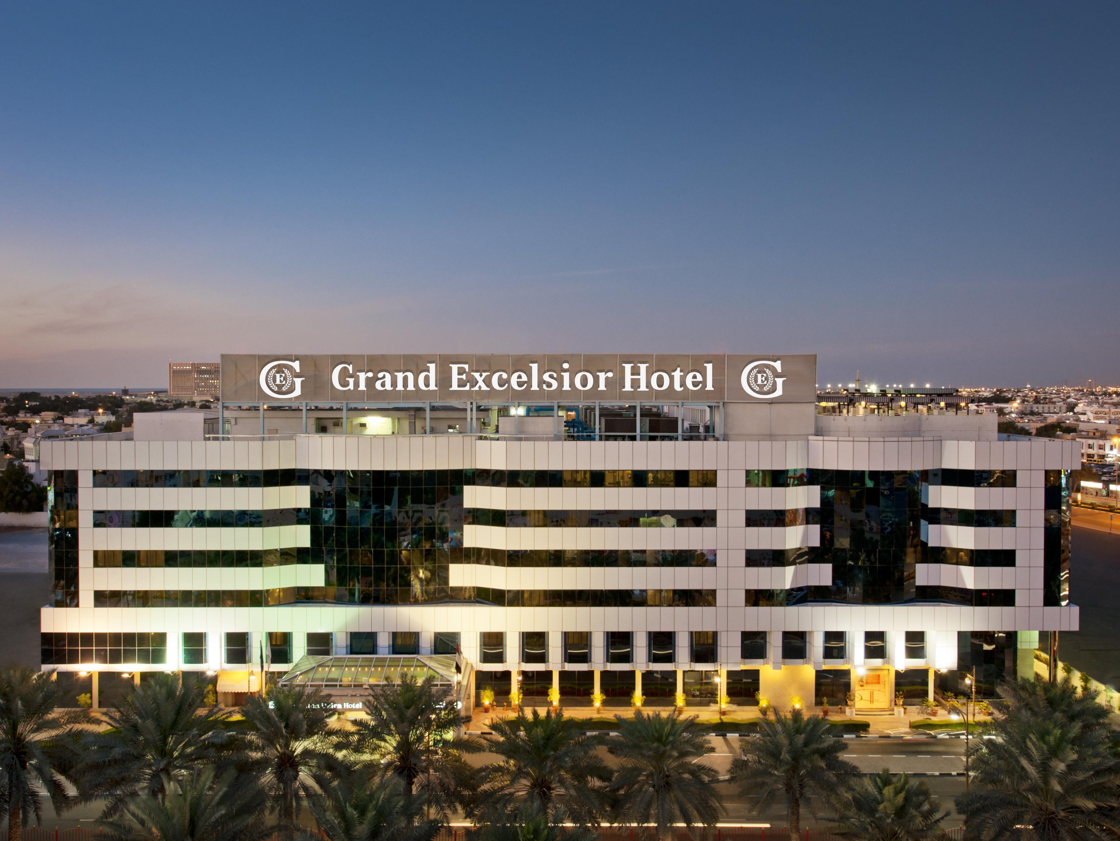 Grand Excelsior Hotel Deira Dubái Exterior foto